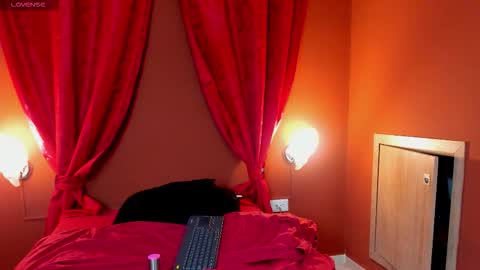 anazztasia_squirt online show from 12/16/25, 06:02