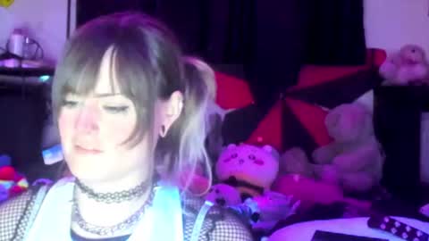 Snapshot of anchew chatting on 08/02/26, 07:07 ANIME NIGHTS JOIN OUR DISCORD online show from 08/02/26, 07:07
