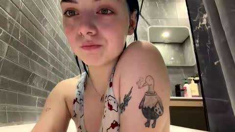 AnmiXHot online show from 04/12/26, 12:10