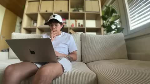 Snapshot of anddres_boss chatting on 09/16/25, 12:28 Tell Me ANDRESS ----- online show from 09/16/25, 12:28