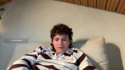 Snapshot of anddres_boss chatting on 09/26/25, 09:13 Tell Me ANDRESS ----- online show from 09/26/25, 09:13