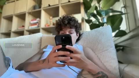 Snapshot of anddres_boss chatting on 09/30/25, 12:10 Tell Me ANDRESS ----- online show from 09/30/25, 12:10