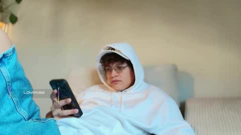 Snapshot of anddres_boss chatting on 10/01/25, 10:43 Tell Me ANDRESS ----- online show from 10/01/25, 10:43