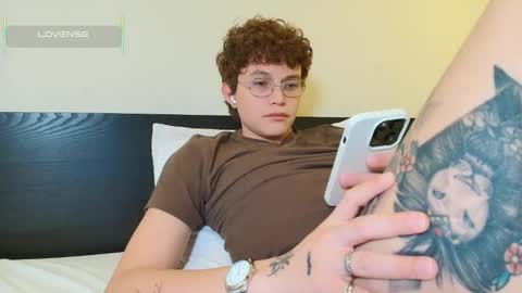 Snapshot of anddres_boss chatting on 03/24/26, 09:31 Tell Me ANDRESS ----- online show from 03/24/26, 09:31