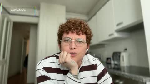 Snapshot of anddres_boss chatting on 04/15/26, 02:24 Tell Me ANDRESS ----- online show from 04/15/26, 02:24