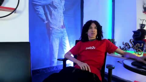 anddy_hugecock online show from 06/04/26, 12:44