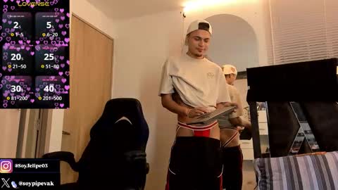 Snapshot of ander_bisex chatting on 03/28/26, 08:03 Ander online show from 03/28/26, 08:03