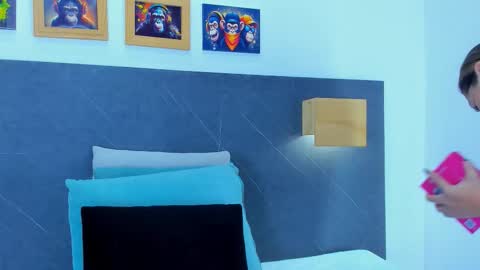 Andrea online show from 03/24/26, 12:21