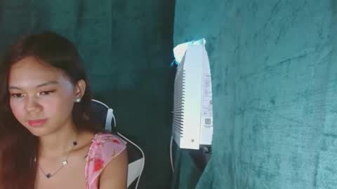 Snapshot of andiaprecious_ chatting on 04/09/26, 06:41 andiaprecious_ online show from 04/09/26, 06:41