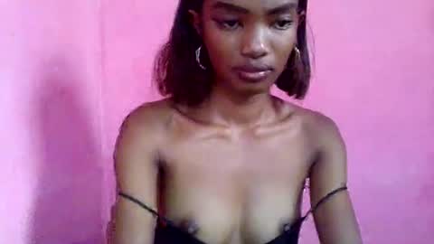 andohh237973 online show from 09/27/25, 05:56