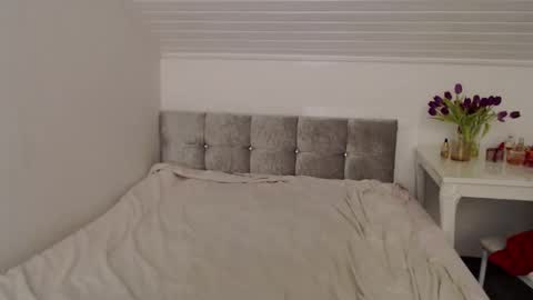 Snapshot of andorphina chatting on 02/17/26, 10:38 Andorphin online show from 02/17/26, 10:38