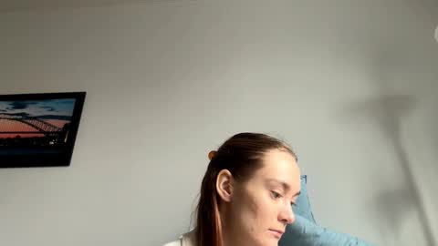 Snapshot of andrafendt chatting on 11/07/25, 06:57 Viola online show from 11/07/25, 06:57