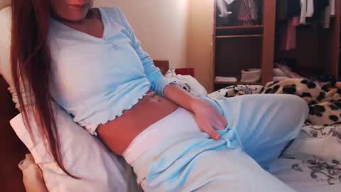 Andra online show from 01/26/25, 06:28