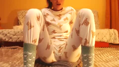 Andra online show from 10/12/25, 05:45