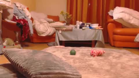 Andra online show from 10/16/25, 06:09