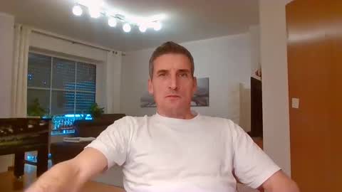 Snapshot of andre029 chatting on 12/03/24, 08:16 Name online show from 12/03/24, 08:16