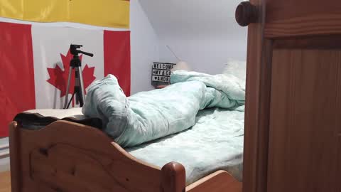 Snapshot of andre124231 chatting on 12/08/24, 04:14 Andre online show from 12/08/24, 04:14