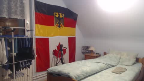 Snapshot of andre124231 chatting on 01/03/25, 04:06 Andre online show from 01/03/25, 04:06