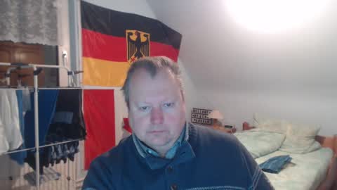 Snapshot of andre124231 chatting on 01/07/25, 04:48 Andre online show from 01/07/25, 04:48