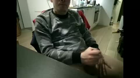 my skyp       ericson1976 online show from 10/10/25, 08:08