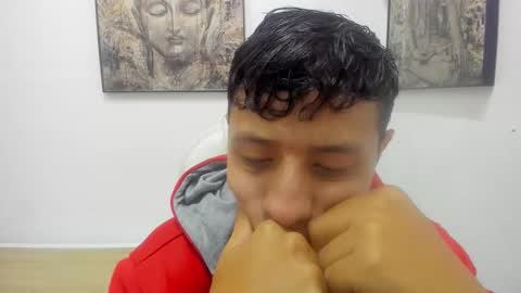 Snapshot of andre_blow chatting on 09/13/25, 11:10 Andre Blow online show from 09/13/25, 11:10