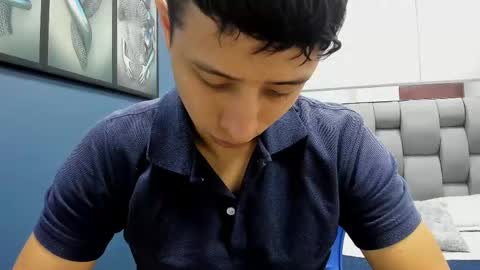 Snapshot of andre_blow chatting on 10/09/25, 12:14 Andre Blow online show from 10/09/25, 12:14