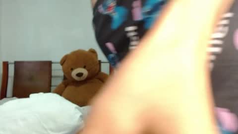 Snapshot of andre_sky_ chatting on 03/14/26, 07:08 A l e online show from 03/14/26, 07:08