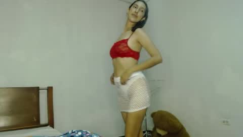 Snapshot of andre_sky_ chatting on 04/19/26, 10:56 A l e online show from 04/19/26, 10:56