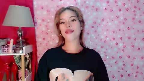 Snapshot of andrea06121998 chatting on 11/08/25, 09:53 andrea06121998 online show from 11/08/25, 09:53