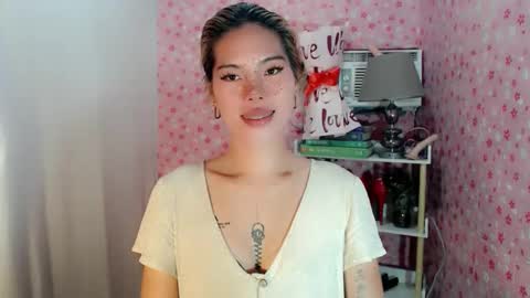 Snapshot of andrea06121998 chatting on 11/29/25, 10:18 andrea06121998 online show from 11/29/25, 10:18