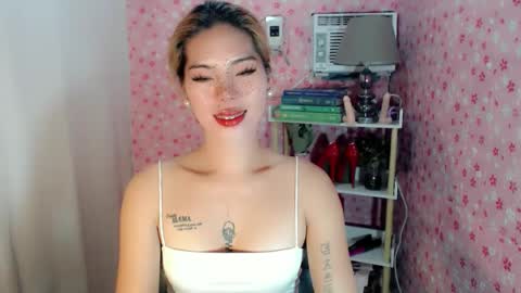 Snapshot of andrea06121998 chatting on 12/05/25, 05:49 andrea06121998 online show from 12/05/25, 05:49