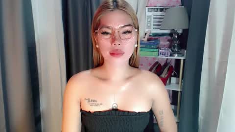 Snapshot of andrea06121998 chatting on 02/07/26, 07:23 andrea06121998 online show from 02/07/26, 07:23