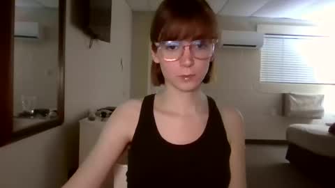 andrea online show from 03/12/25, 03:57