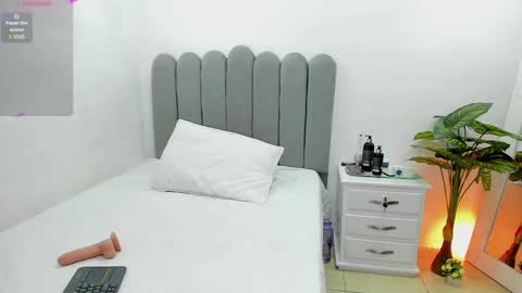  Andrea  online show from 03/03/25, 01:31