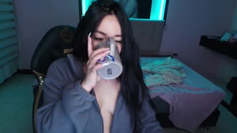 Andrea Ramos online show from 02/19/25, 08:22