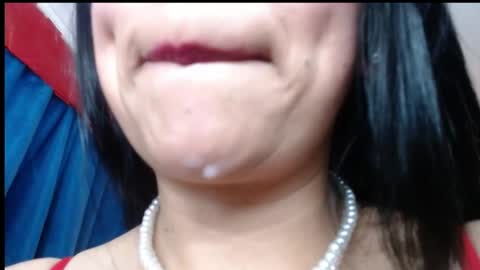 Snapshot of andrea_sexx_ chatting on 04/11/26, 05:23 Andrea online show from 04/11/26, 05:23