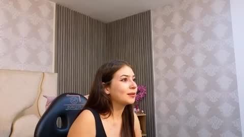 Snapshot of andrea_tay1 chatting on 07/27/26, 07:10 andrea_tay1 online show from 07/27/26, 07:10