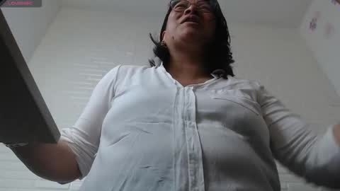 Andrea Model trainer Luxury ST online show from 12/18/25, 08:26