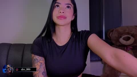 Snapshot of andrea_torres_ chatting on 02/25/26, 05:17 online show from 02/25/26, 05:17