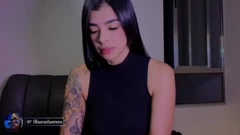 Snapshot of andrea_torres_ chatting on 05/21/26, 03:35 online show from 05/21/26, 03:35