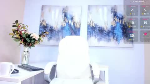 Snapshot of andreaa_zoee_ chatting on 04/28/26, 02:22 Andrea Zoelins online show from 04/28/26, 02:22