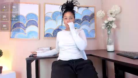 Snapshot of andreaa_zoee_ chatting on 06/27/26, 08:47 Andrea Zoelins online show from 06/27/26, 08:47