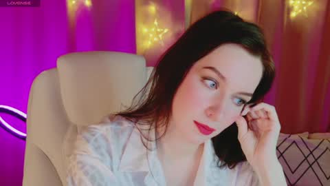 Snapshot of andreaashton chatting on 12/16/24, 05:00 Andrea Ashton online show from 12/16/24, 05:00