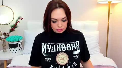 Andrea online show from 12/18/25, 01:39