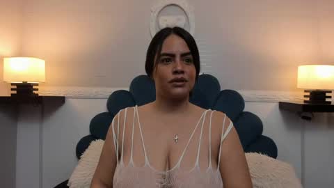 andreahgil online show from 05/06/26, 12:43