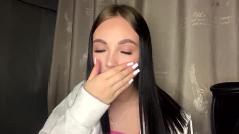 Snapshot of andreahighshaw chatting on 03/19/26, 09:35 Ammy online show from 03/19/26, 09:35