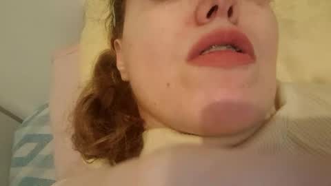 Snapshot of andreamartinssean2018 chatting on 06/17/26, 05:32 andreamartinssean2018 online show from 06/17/26, 05:32
