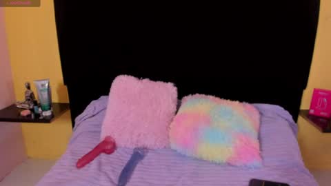 andreasilva_ online show from 04/13/26, 07:41