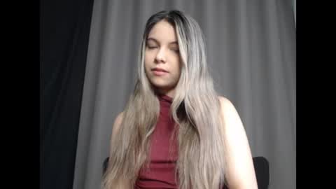 Snapshot of andreau_19 chatting on 06/19/26, 01:37 andreau 19 online show from 06/19/26, 01:37