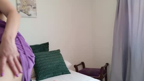 Snapshot of andreawine89 chatting on 03/21/26, 07:06 Andrea see you soon 20 january 300 pm GMT 5 online show from 03/21/26, 07:06